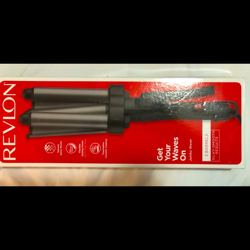 REVLON 3-Barrel Ceramic Jumbo Hair Waver